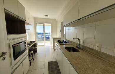 Imagem 3: Apartamento 3 quartos e 2 vagas de garagem em São José - SC