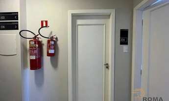 Imagem 3: Apartamento com 2 dormitórios para alugar, 36 m² por R$ 2.280,00/mês - Parolin - Curitiba