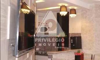 Imagem 2: Flat original 2 quartos dividido em 2 apartamentos em Copacabana - RJ