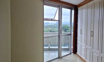 Imagem 5: Apartamento no Cond. Atlântico Sul a venda, possui tem 200 metros² com 3 quartos, 2 vagas