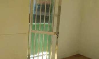 Imagem 5: Alugo Casa Rua Lageado n 254 2 quartos em Rocha Miranda