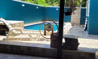 Imagem 2: Casa para aluguel tem 370 metros quadrados com 4 quartos