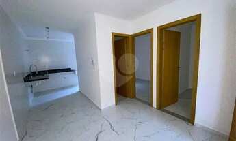 Imagem 4: Excelente apartamento em região privilegiada com 2 dormitórios, próximo ao metro parada in