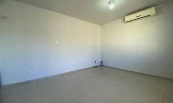 Imagem: Casa Comercial Ampla e Bem Localizada no