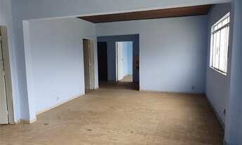 Imagem 3: Casa de 3 quartos com ótima localização na região central