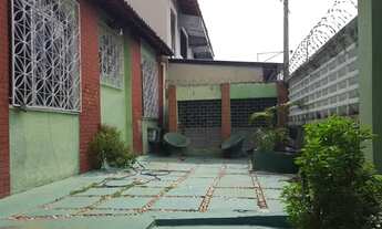 Imagem 3: VENDE-SE CASA DE 04 QUARTOS NO BAIRRO MONTE CASTELO EM FORTALEZA CEARÁ