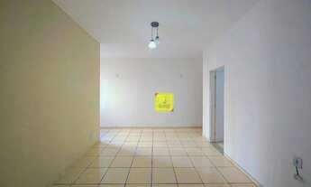 Imagem 4: Amplo apto com 3 quartos, 2 banheiros e garagem na parte plana do Centro