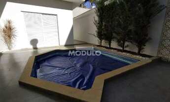 Imagem 2: Casa residencial em condomínio no bairro Gavea com 4 suítes