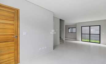 Imagem 3: Sobrado à venda com 3 quartos no Tingui em Curitiba