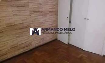 Imagem: Òtimo tres quartos com vaga próximo a