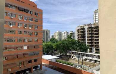 Imagem 5: Apartamento com 3 quartos à venda, 76 m² no Leblon-RJ