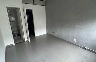 Imagem 3: 2 SALAS COMERCIAIS COM RECEPÇÃO 50M2