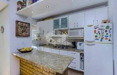 Imagem 7: Casa de 3 dormitórios no Imperial Parque, Zona Sul de Porto Alegre