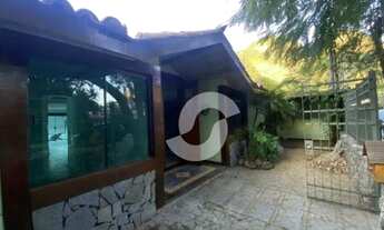 Imagem 3: Casa com 5 quartos (3 suítes), 3 vagas, à venda, 320 m² por R$ 3.200.000 - Itacoatiara - N