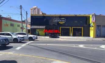 Imagem 2: PONTO COMERCIAL EM AVENIDA BASTANTE MOVIMENTADA COM 2 PORTAS DE AÇO, FRENTE TODA DE VIDRO