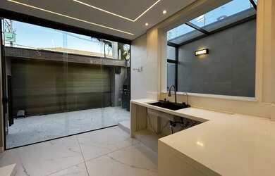 Imagem 2: Casa em Campo Grande, Casa em Santos, Casa com 4 dorms, Casa à Venda em Campo Grande, Casa