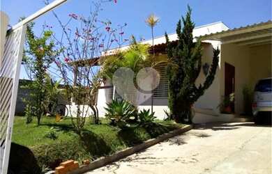 Imagem 2: Casa térrea com 4 quartos à venda em Campos De Atibaia - SP