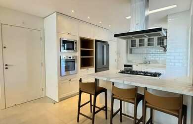 Imagem 2: Apartamento finamente mobiliado em andar alto no bairro Atiradores em Joinville/SC