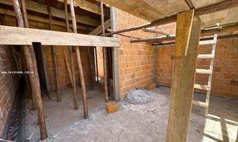 Imagem 6: Casa para Venda em Londrina, Pacaembu, 3 dormitórios, 1 suíte, 2 banheiros, 1 vaga