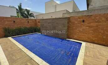 Imagem 6: Imóvel para venda tem 215 metros quadrados com 3 quartos em Fazenda Vau das Pombas - Goiân