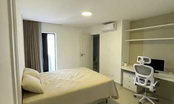 Imagem 6: Amplo apartamento mobiliado de luxo, praticamente pe na areia - vista única