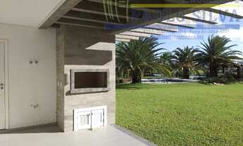 Imagem 6: Condomínio Fechado! Linda casa, nova, frente para o rio, 350m², 5 quartos