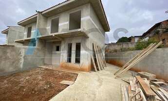 Imagem 2: EXCELENTES SOBRADOS 03 DORMITÓRIOS NO MARACANÃ EM COLOMBO