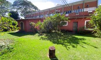 Imagem 6: Casa para aluguel tem 837 metros quadrados com 4 quartos