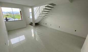 Imagem 2: Sobrado para Venda em Palhoça, BELA VISTA, 2 dormitórios, 1 banheiro, 2 vagas