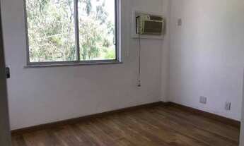 Imagem 6: Apartamento vazio em excelente localização no Quebra coco, Jardim Guanabara!! Imperdível!