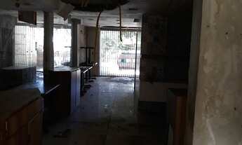 Imagem 3: VC009-Casa no Espinheiro, 375m2, Excelente ponto comercial com Várias salas