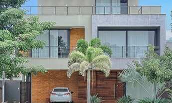 Imagem 3: Casa para venda tem 687 metros quadrados com 5 quartos em Barra da Tijuca - Rio de Janeiro