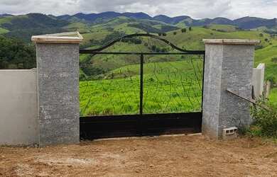 Imagem 2: Chácara - Área - Sítio em Jambeiro 30.000 metros Vista para Montanhas Escriturada Só 379 m