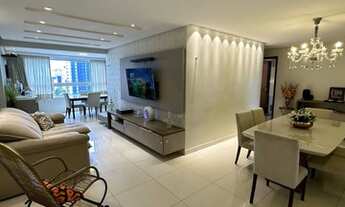 Imagem 1: Apartamento Mobiliado para aluguel possui 120 metros quadrados com 3 quartos