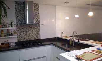 Imagem 4: Sobrado para Venda - 177m², 2 dormitórios, 2 vagas - Hípica