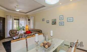 Imagem 3: Excelente casa de 248m² com 3 dormitórios, piscina e 3 vagas