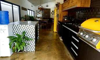 Imagem 5: Casa de condomínio térrea para aluguel possui 400 metros quadrados com 3 quartos