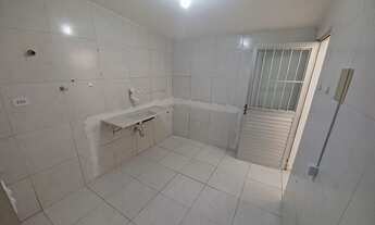 Imagem 5: (CM)) CASA C/2 QUARTOS/GARAGEM COBERTA EM PAU AMARELO