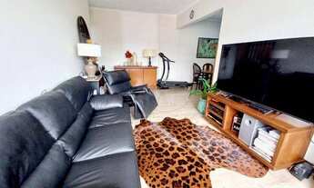 Imagem 3: Apartamento com 3 dormitórios sendo 1 suíte, dependência completa, 1 vaga demarcada, à ven