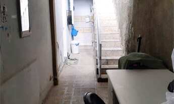 Imagem 3: Casa em Rocha Miranda, com terraço. [VP