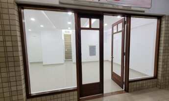 Imagem 3: LOJA IMPERDÍVEL TERESÓPOLIS- CENTRO- CALÇADA DA FAMA