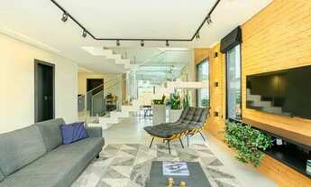 Imagem 4: CASA MODERNA EM CONDOMÍNIO COM 3 SUÍTES EM SANTA FELICIDADE Casa em condomínio 3 suítes em