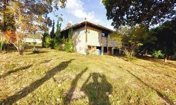 Imagem: Casa em Juatuba construída em dois lotes