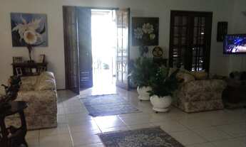 Imagem 4: Sobrado para venda com 240 metros quadrados com 4 quartos