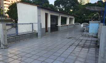 Imagem 6: Casa para aluguel tem 627 metros quadrados com 4 quartos. otima para co