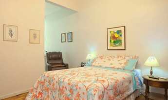 Imagem: Alugo lindo quarto posto 6 Copacabana