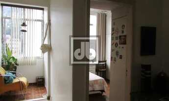 Imagem 6: Laranjeiras - Juntinho Hebraica - Prédio pequeno e bem cuidado - Excelente apartamento