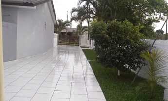 Imagem 4: Aluga-se casa na praia com piscina: Coroados, em Guaratuba-PR