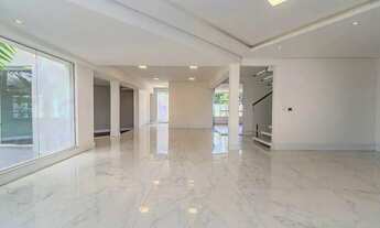 Imagem 4: Casa com 3 suítes à venda, 514 m² por R$ 3.700.000 - Hugo Lange - Curitiba/PR