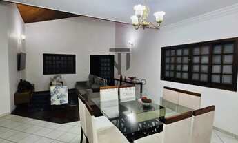 Imagem: Casa em Condomínio - Jardim das Colinas